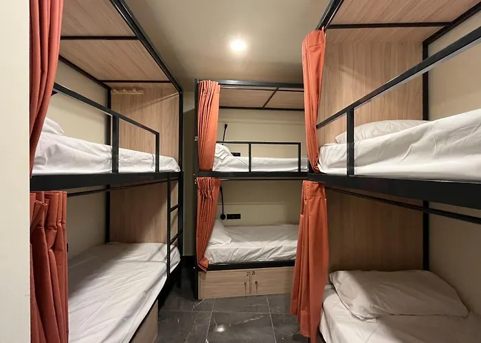 Multi LavapiesHostel